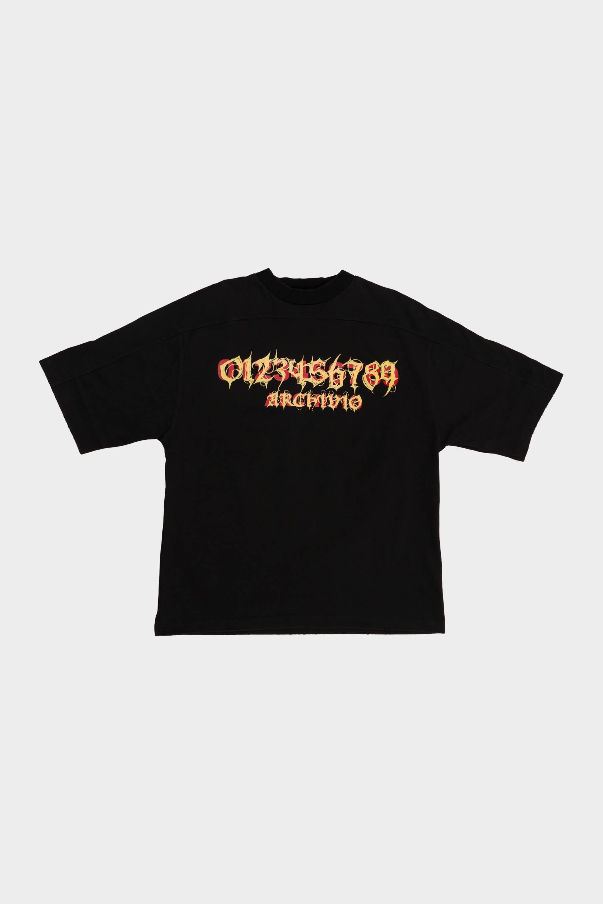 T1 T-SHIRT BLACK LOGO YR